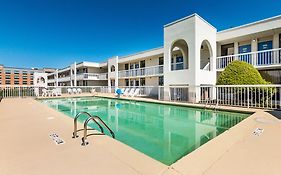 Motel 6-Newnan, Ga